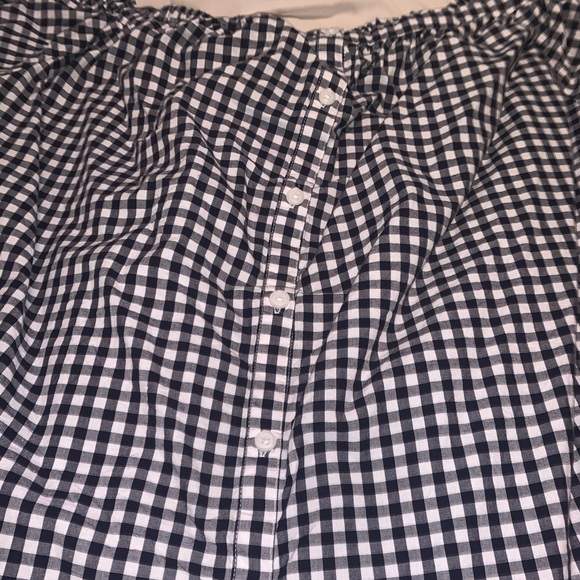 off the shoulder top - Picture 3 of 5